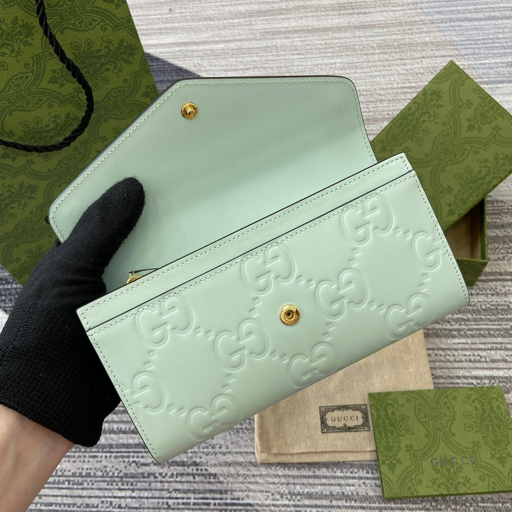 GUCCI CONTINENTAL WALLET 19 IN MINT GREEN EMBOSSED CALFSKIN GOLD HARDWARE