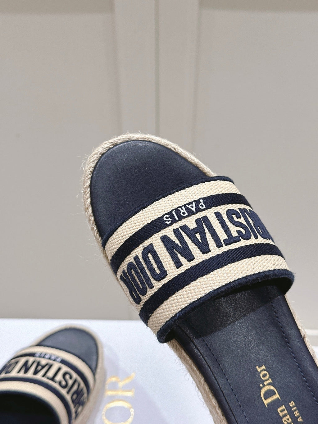 DIOR DWAY WEDGE SLIDES 45MM IN BLACK AND BEIGE FABRIC RAFFIA SOLE