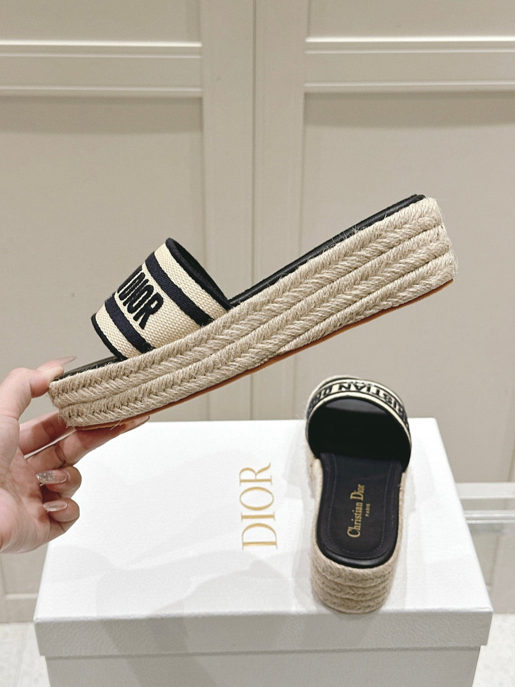 DIOR DWAY WEDGE SLIDES 45MM IN BLACK AND BEIGE FABRIC RAFFIA SOLE