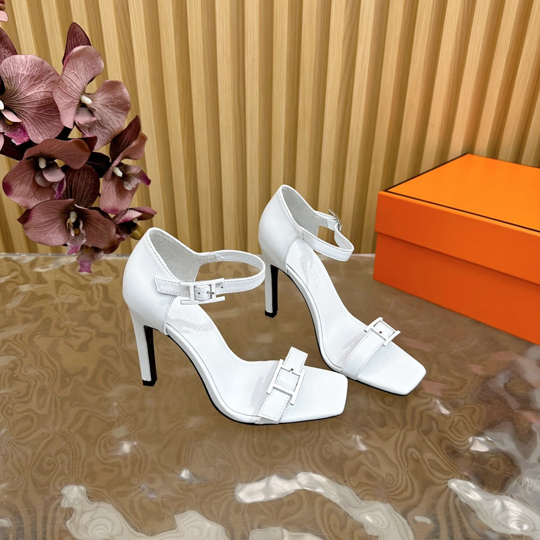HERMES JULY SANDAL 105 MM IN WHITE CALFSKIN
