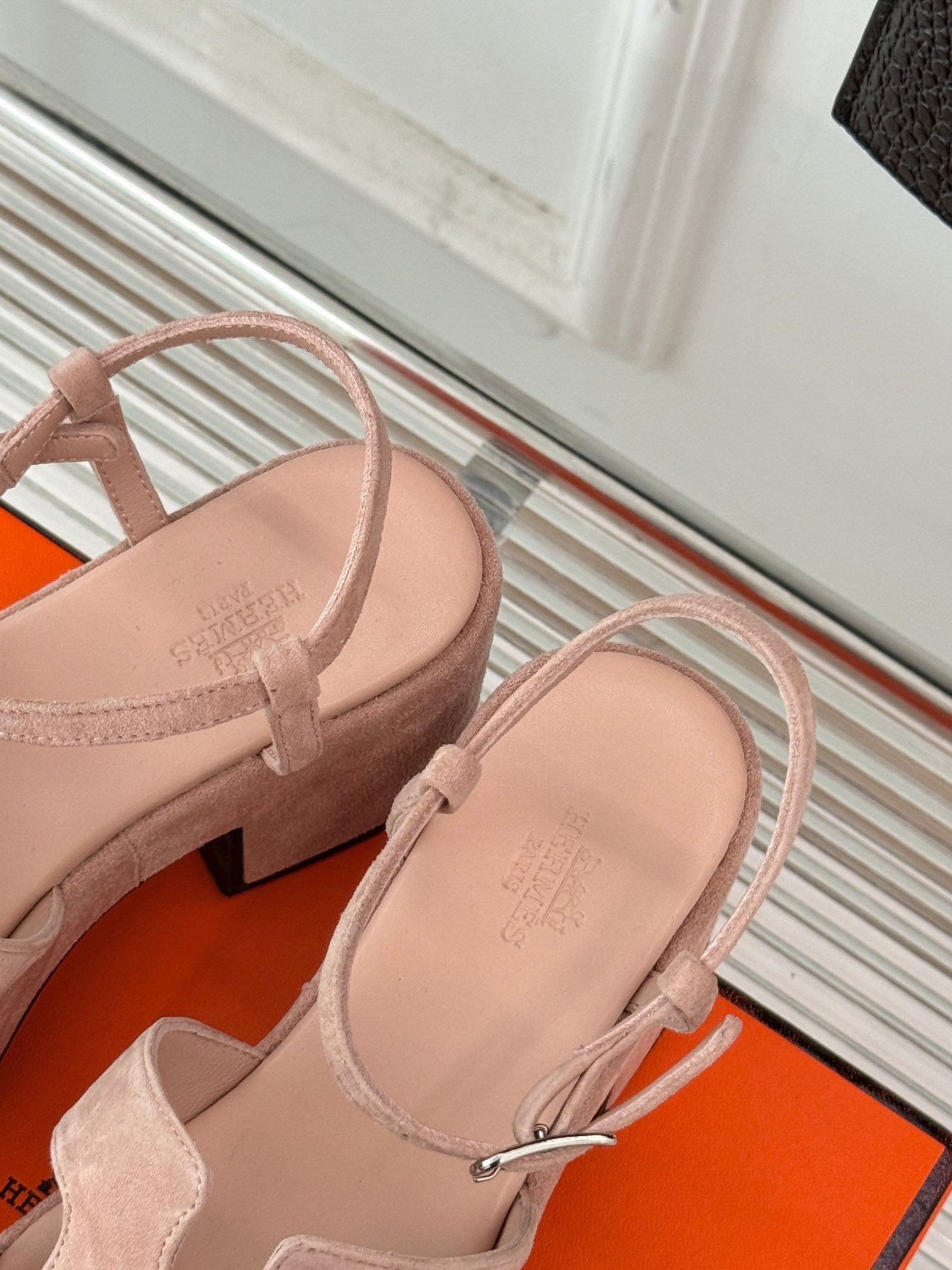 HERMES 25S JAM 30 HIGH-HEEL SANDAL IN PEACH PINK SUEDE