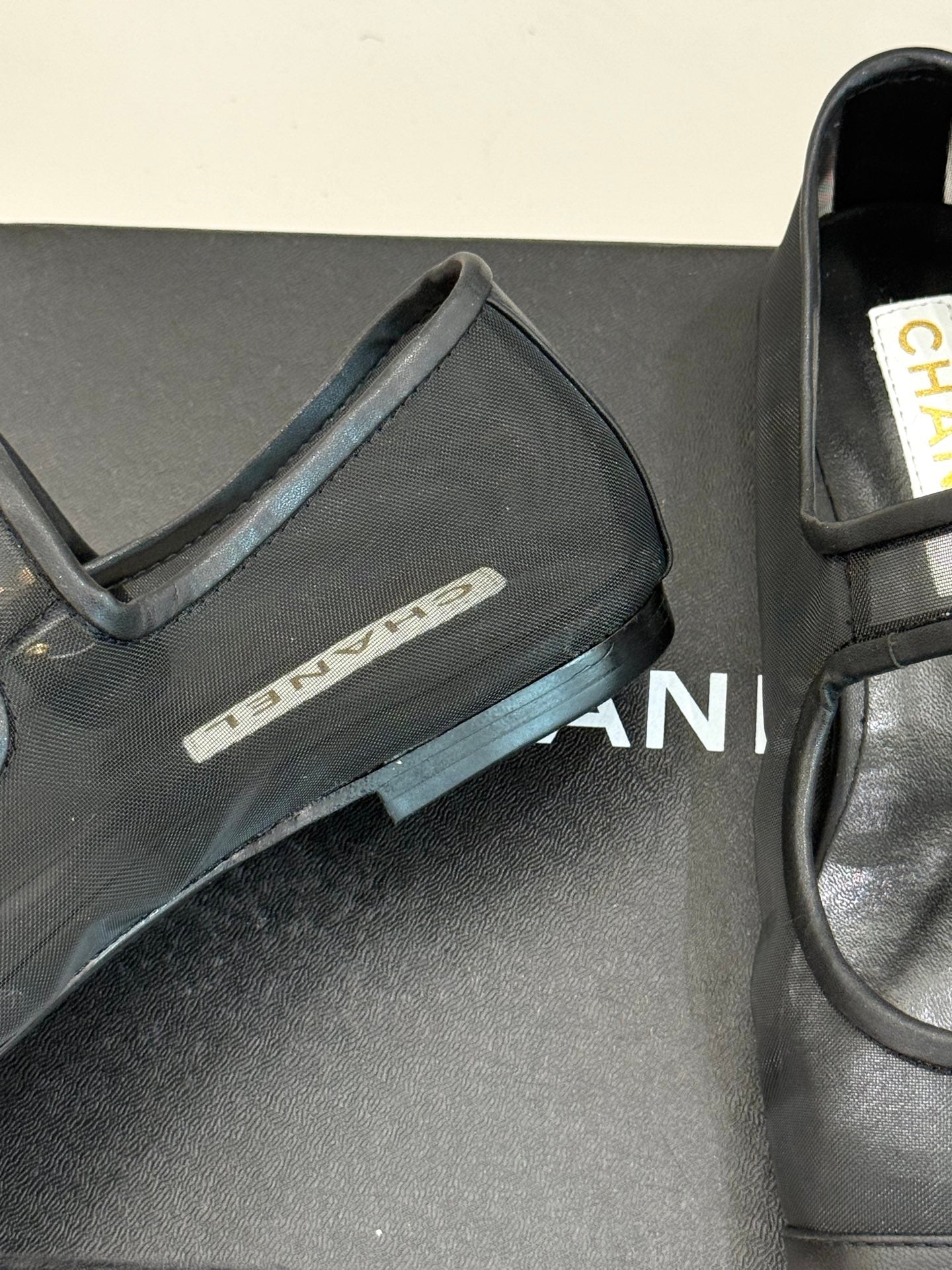 CHANEL FLAT SHOES IN BLACK MESH MIX LAMBSKIN