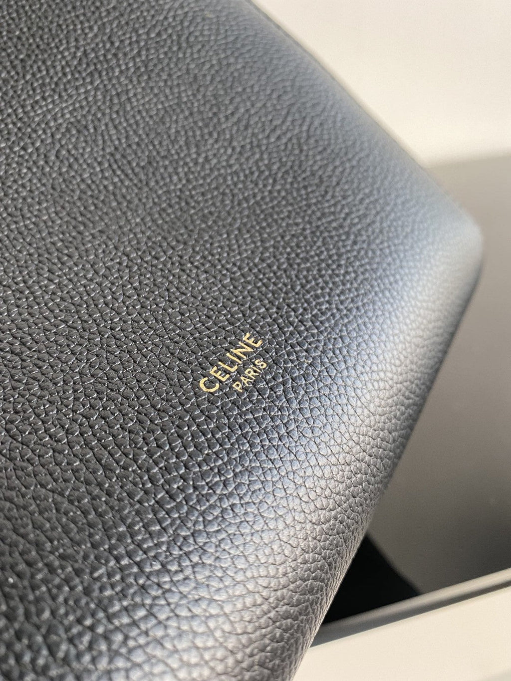 CELINE SANGLE SEAU BUCKET 24 BAG BLACK CALFSKIN
