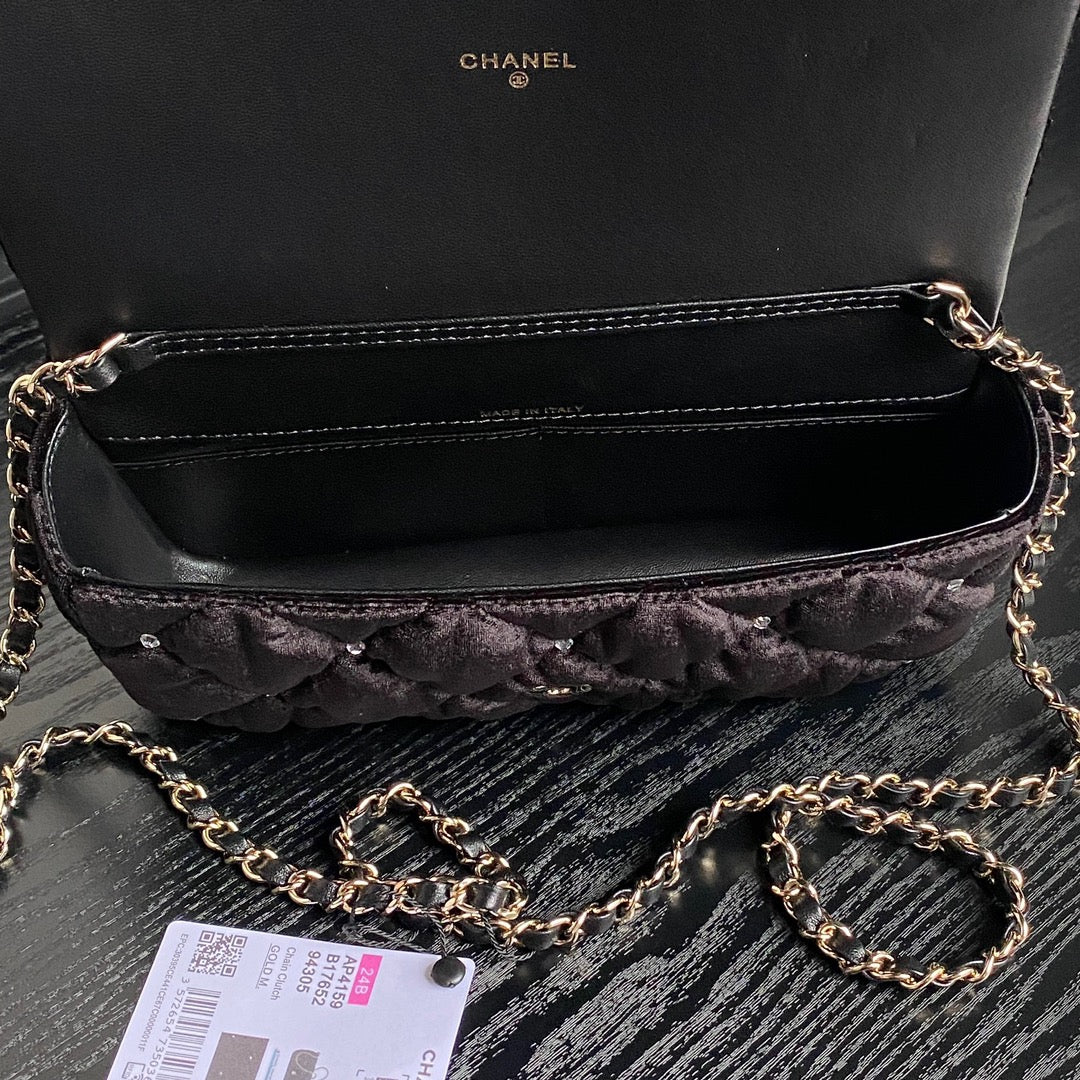 CHANEL FLAP BAG 23 ATTACHED DIAMOND IN BLACK VELVET GOLD HARDWARE