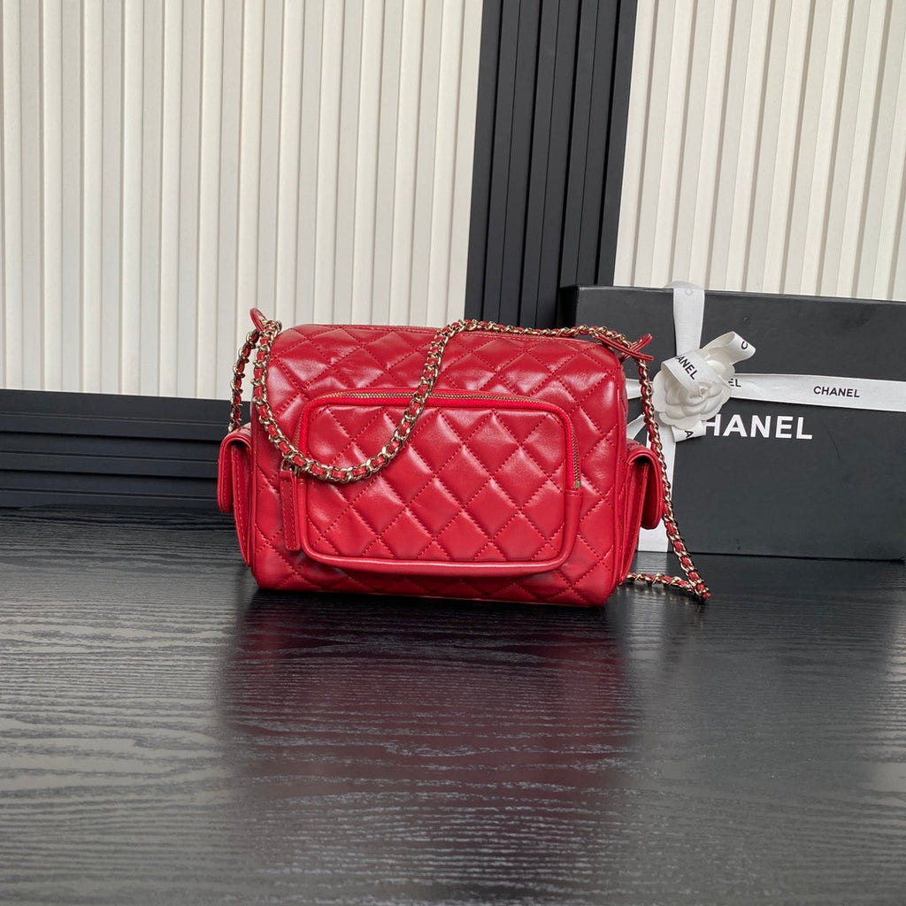 CHANEL CAMERA BAG 24 IN RED SHINY CALFSKIN GOLD CHAIN