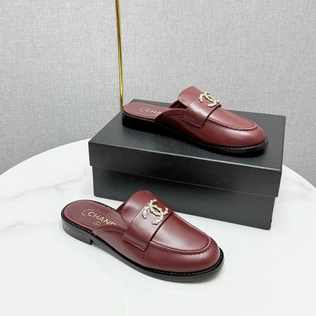 CHANEL FLAT MULE 25S IN DARK RED CALFSKIN STYLE 10