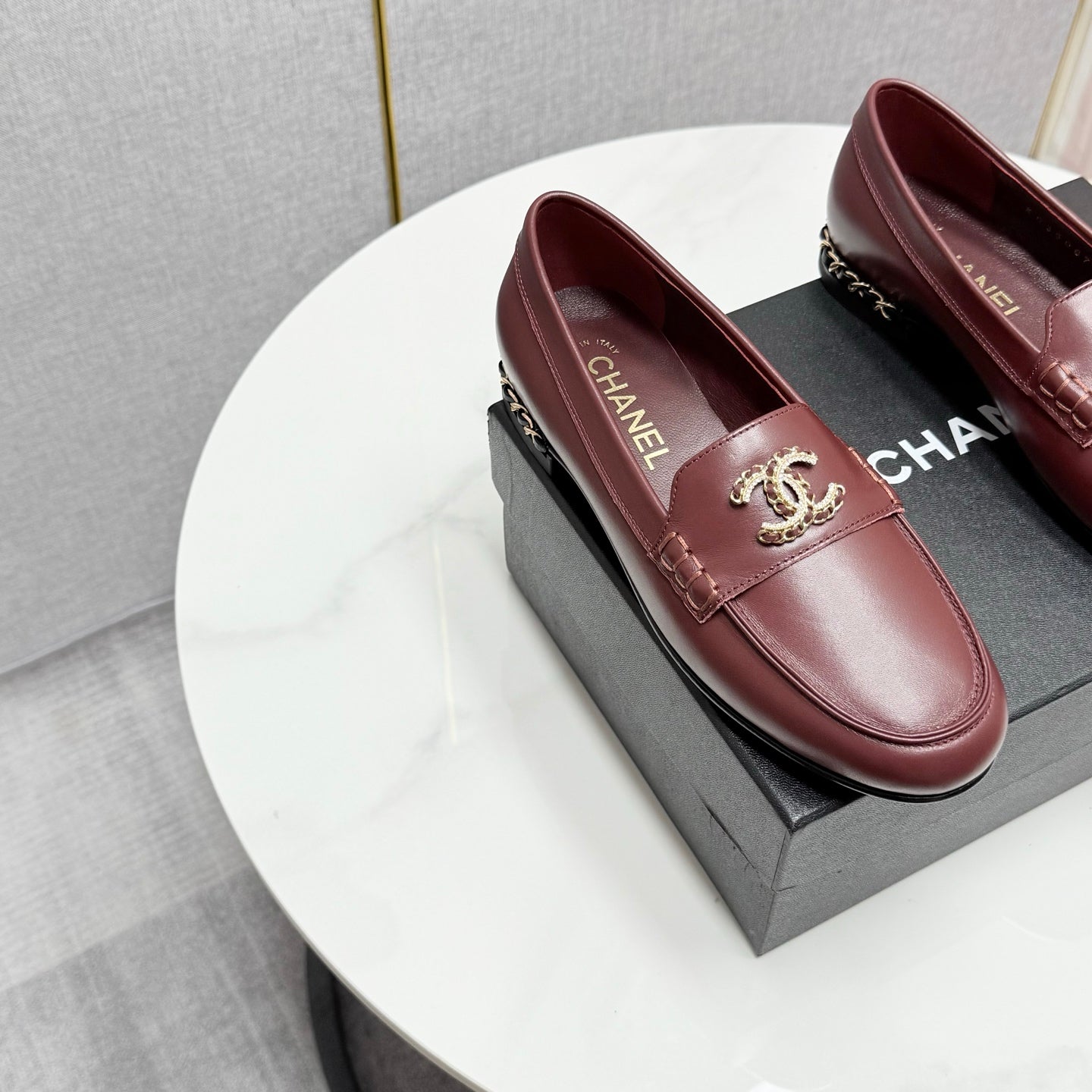 CHANEL LOAFER 25S IN DARK RED LAMBSKIN WITH GOLD HARDWARE