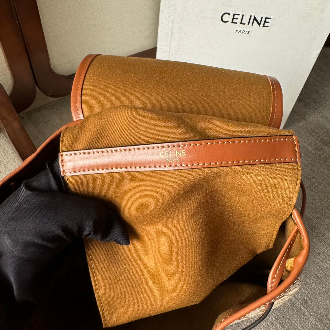 CELINE MEDIUM FOLCO BACKPACK 32 IN WHITE TRIOMPHE CANVAS