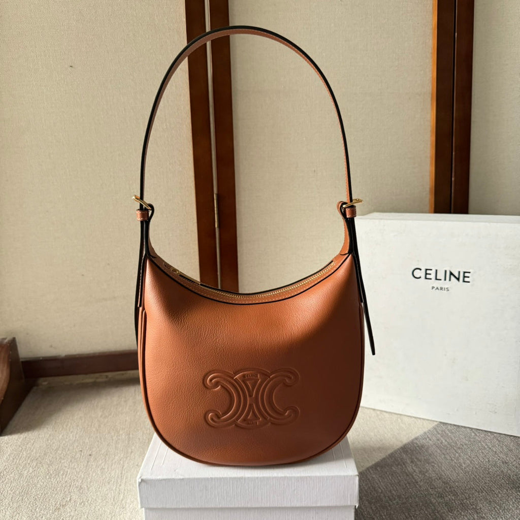 CELINE SMALL HELOÏSE BAG CUIR 22 IN GINGER ORANGE CALFSKIN EMBOSSED LOGO