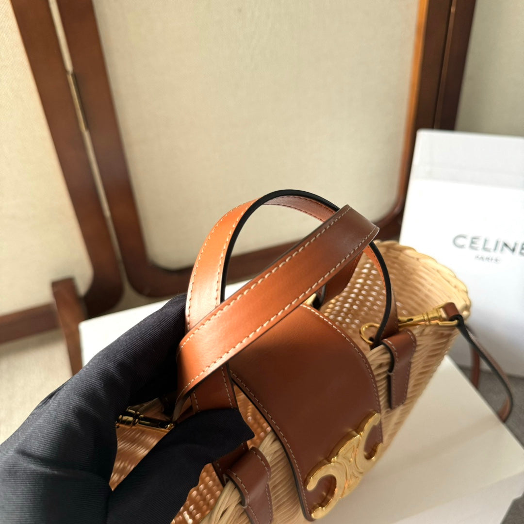 CELINE TEEN COUFFIN 32 IN BEIGE WINKER AND BROWN CALFSKIN TRIM