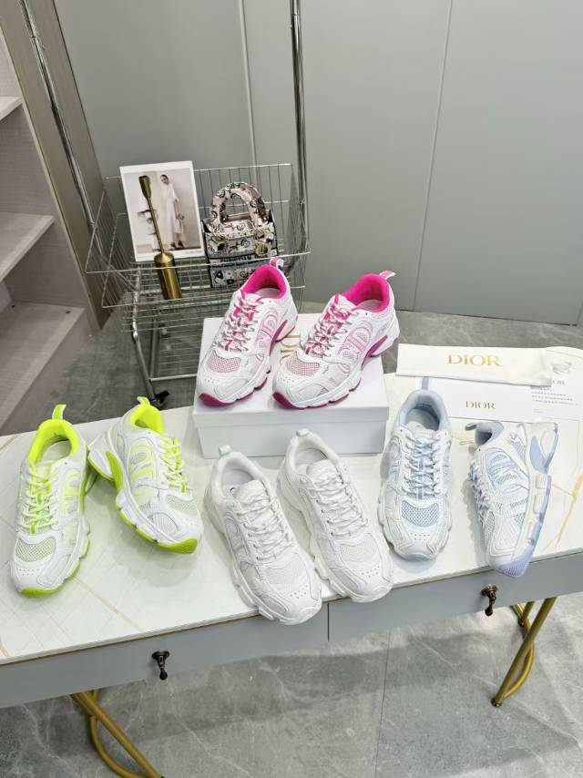 DIOR CD CHORONO SNEAKER IN WHITE AND LIGHT GREEN MESH