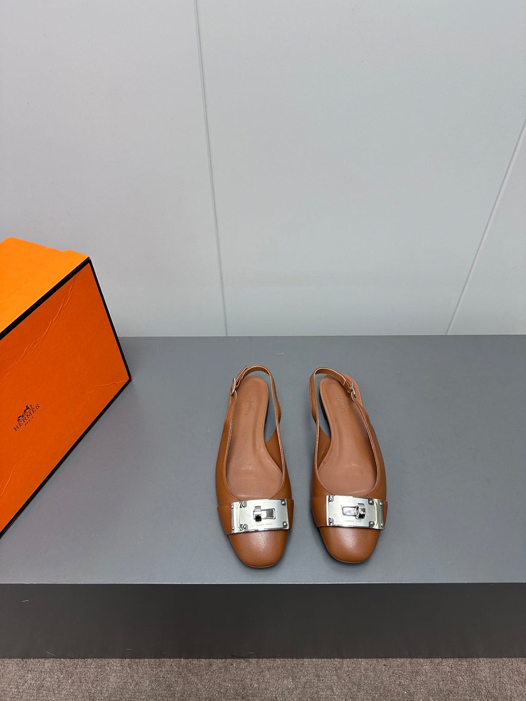 HERMES INNOCENTE SLINGBACK IN BRONZE BROWN CALFSKIN