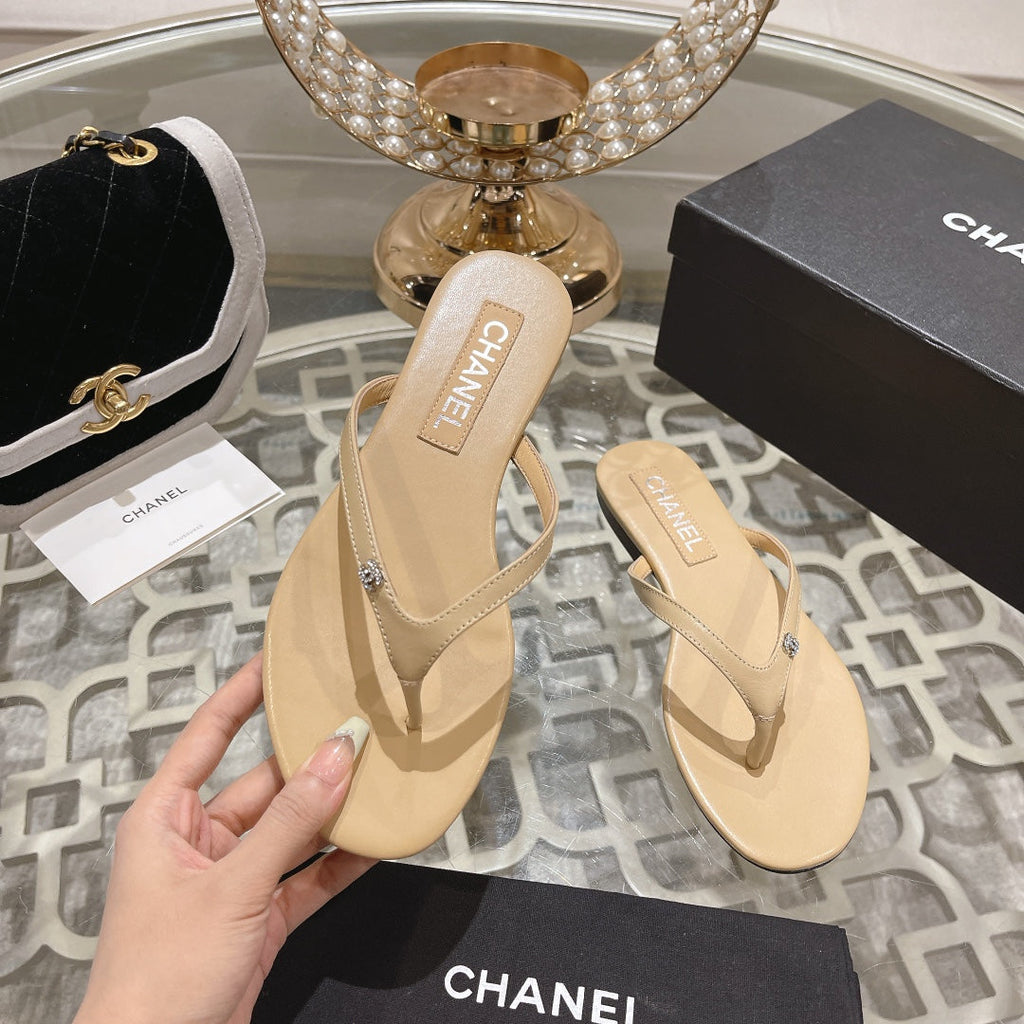 CHANEL Double  Flip  Flop Thongs Beige Cream Sheepskin