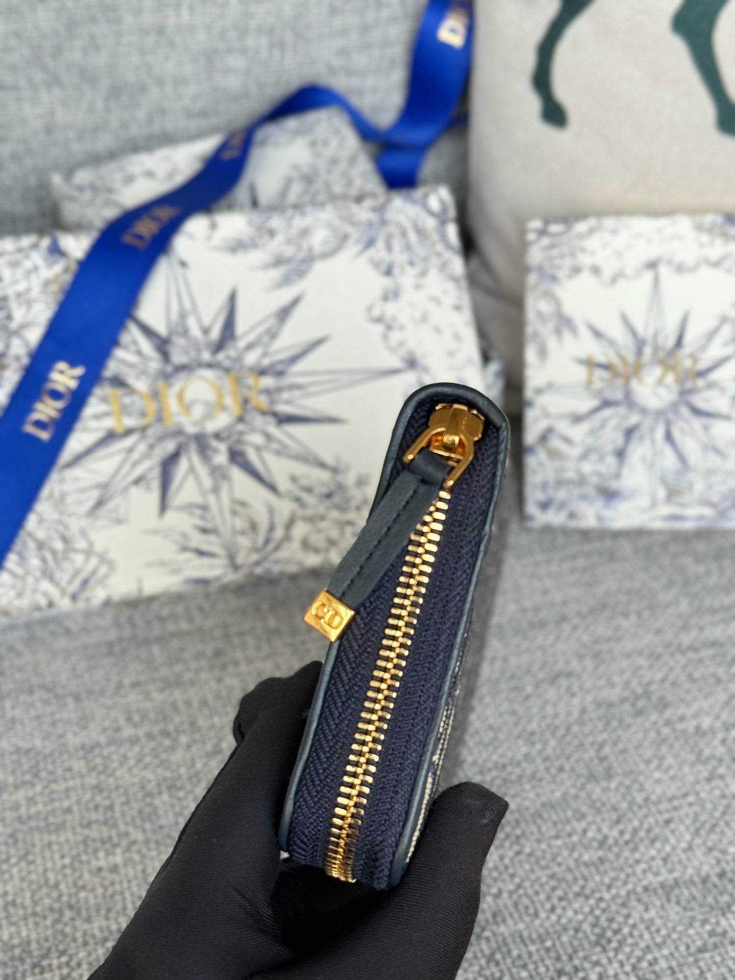 DIOR MONTAIGNE VOYAGEUR LONG WALLET 20 IN BLACK MONOGRAM OBLIQUE JACQUARD