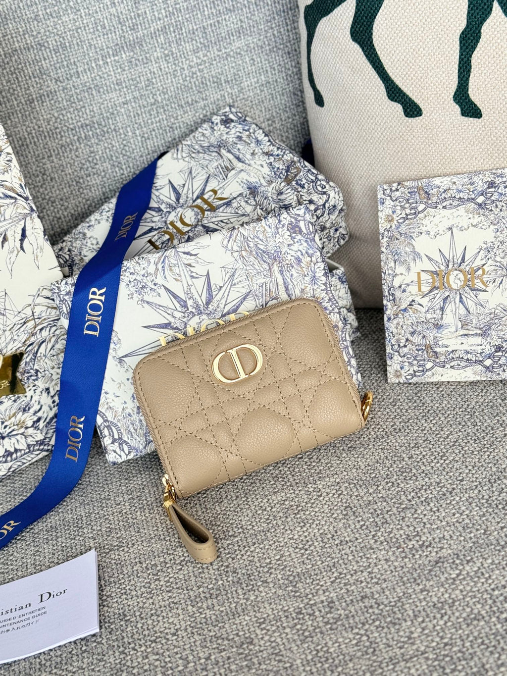 DIOR CARO SCARLET WALLET 11 IN BEIGE MACROCANNAGE CALFSKIN