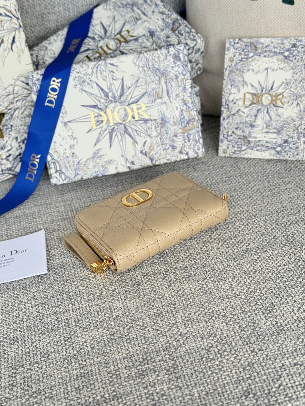 DIOR CARO SCARLET WALLET 11 IN BEIGE MACROCANNAGE CALFSKIN