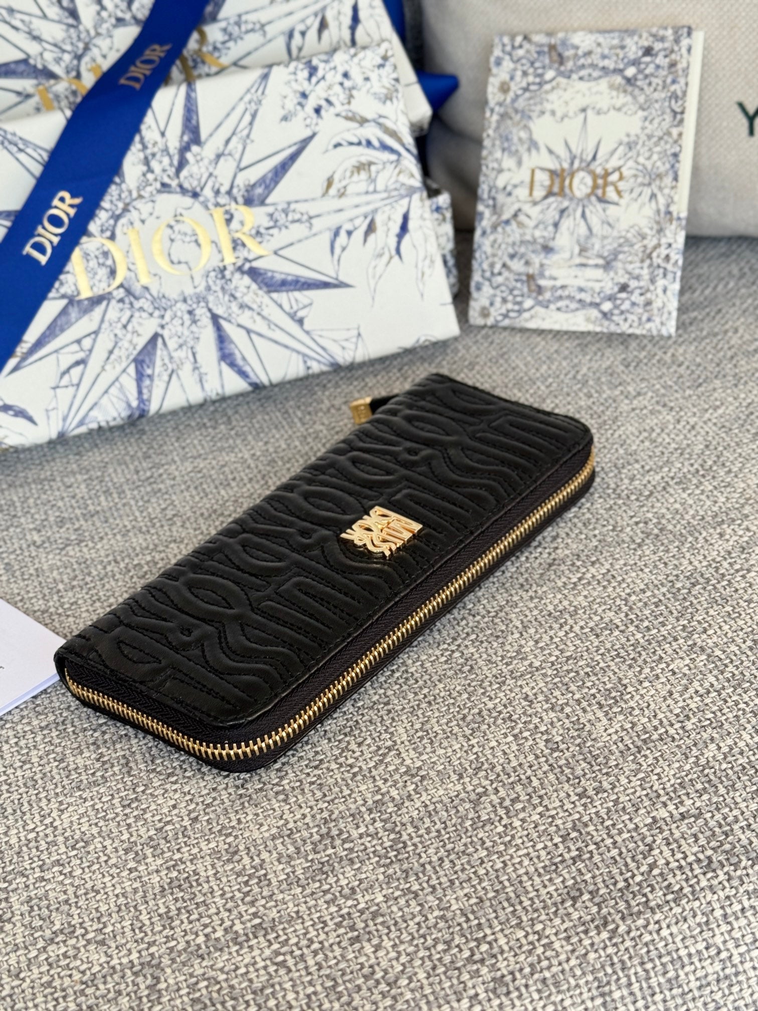 DIOR VERTICAL LONG ZIP WALLET 20 IN BLACK QUILTED ALLOVER CALFSKIN