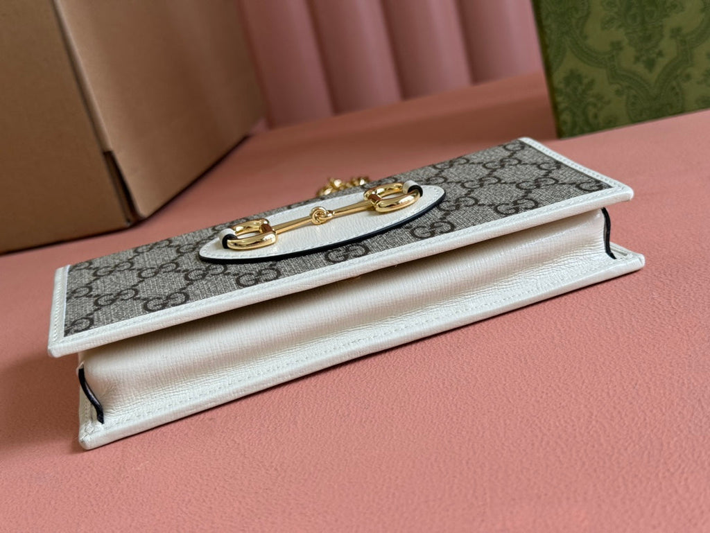 GUCCI HORSEBIT 1955 WALLET IN BEIGE EBONY CANVAS MIX WHITE CALFSKIN GOLD CHAIN