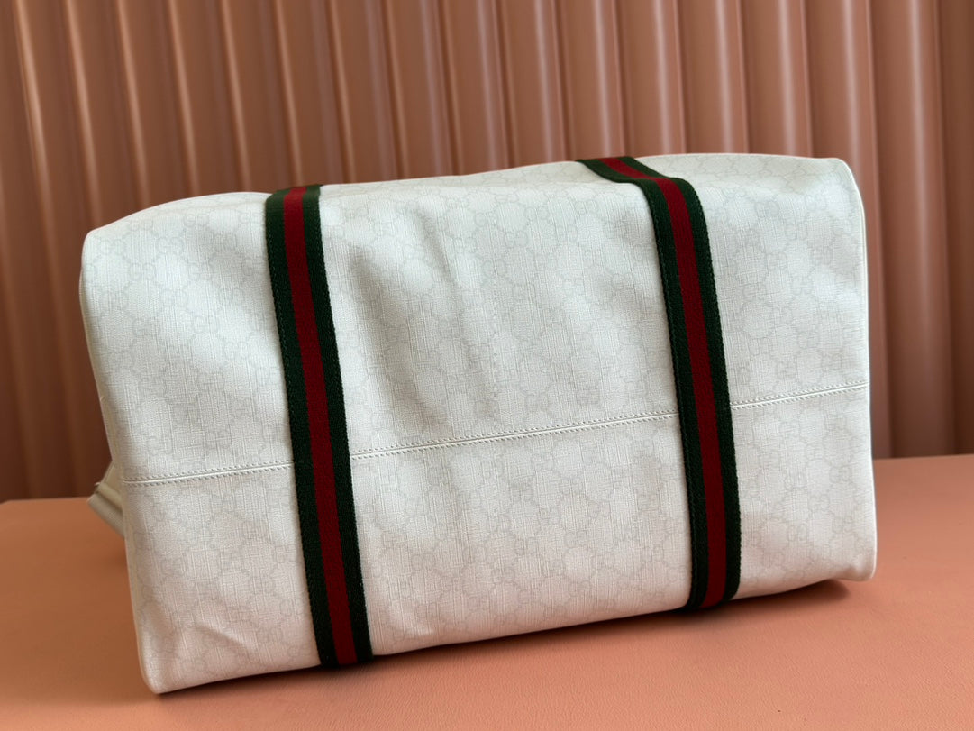 GUCCI MEDIUM DUFFLE BAG WITH WEB 47 IN WHITE SOFT  CALFSKIN