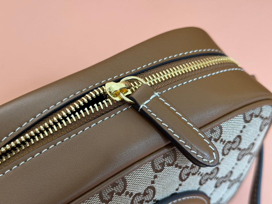 GUCCI BLONDIE SMALL SHOULDER BAG 21 IN BEIGE AND DARK BROWN CANVAS BROWN CALFSKIN