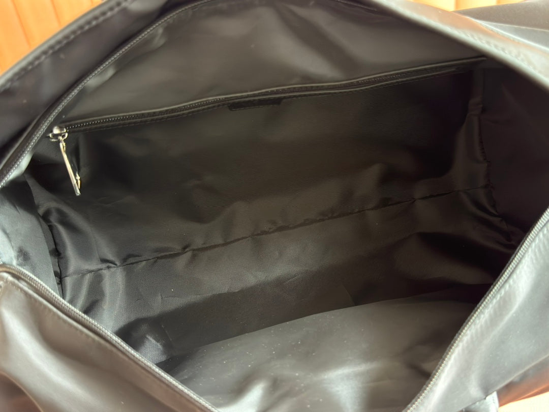 GUCCI SMALL DUFFLE BAG 42 IN BLACK CANVAS