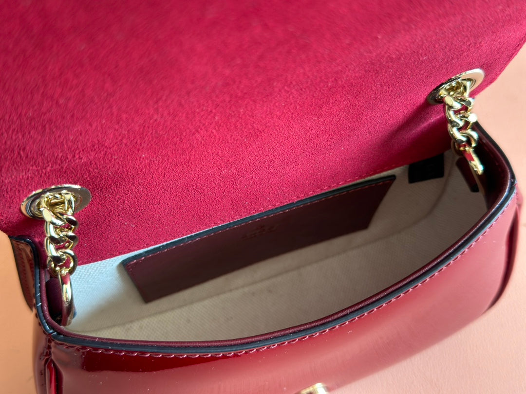 GUCCI SMALL BLONDIE SHOULDER BAG 21.5 IN RED PATENT CALFSKIN