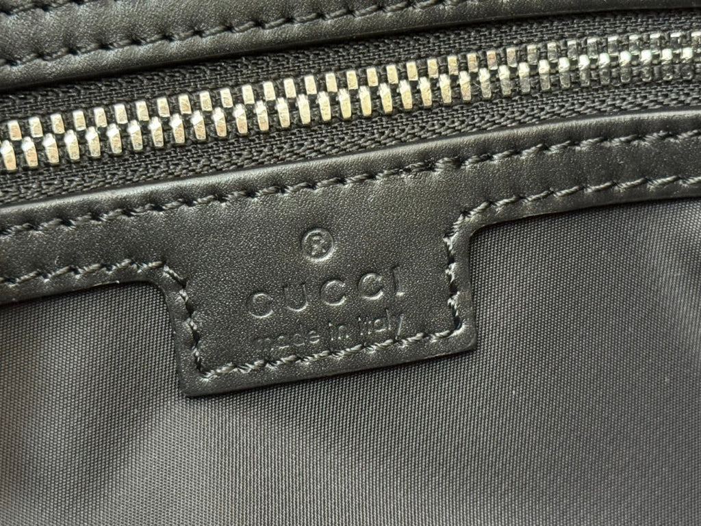GUCCI SMALL CROSSBODY BAG 19 IN BLACK CANVAS MONOGRAM LOGO