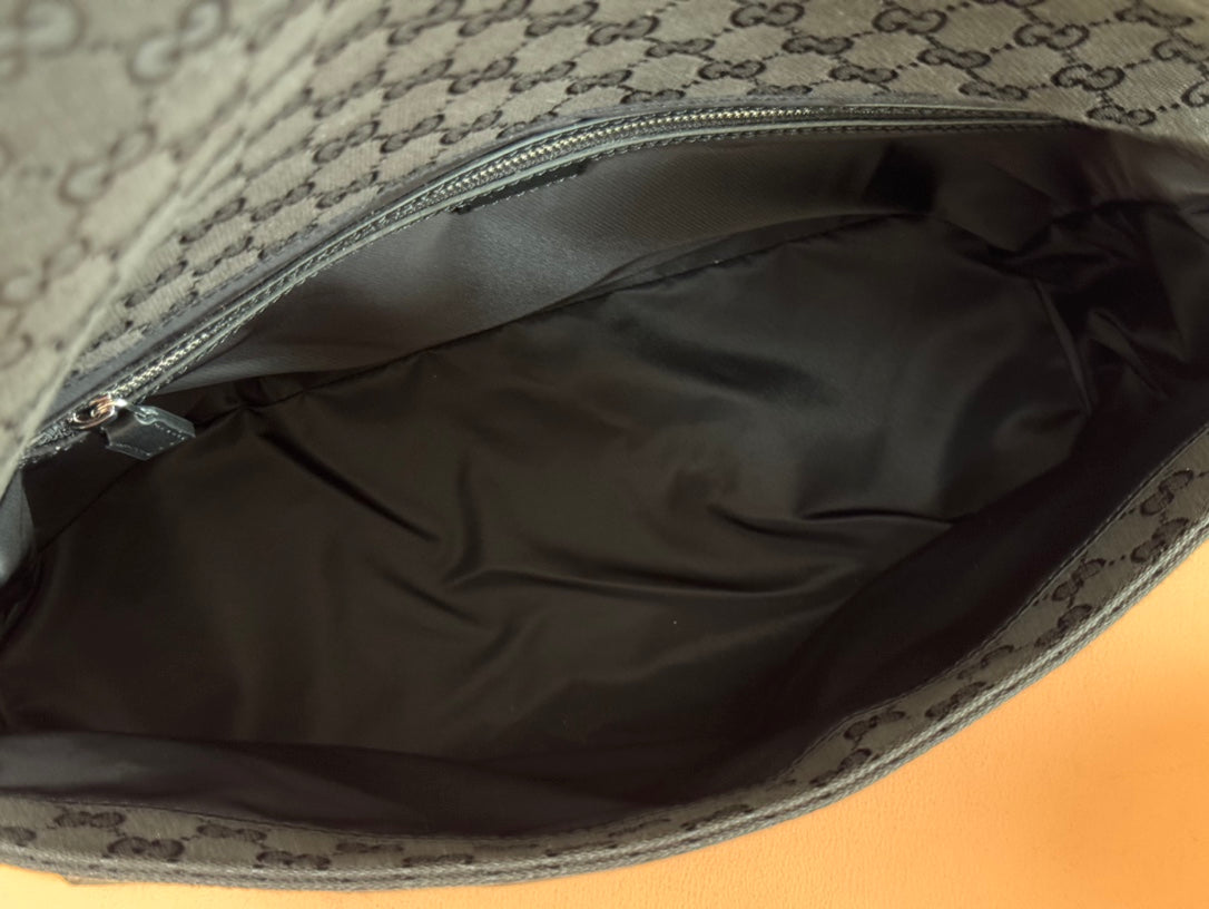 GUCCI LARGE CROSSBODY BAG 36 IN BLACK CANVAS