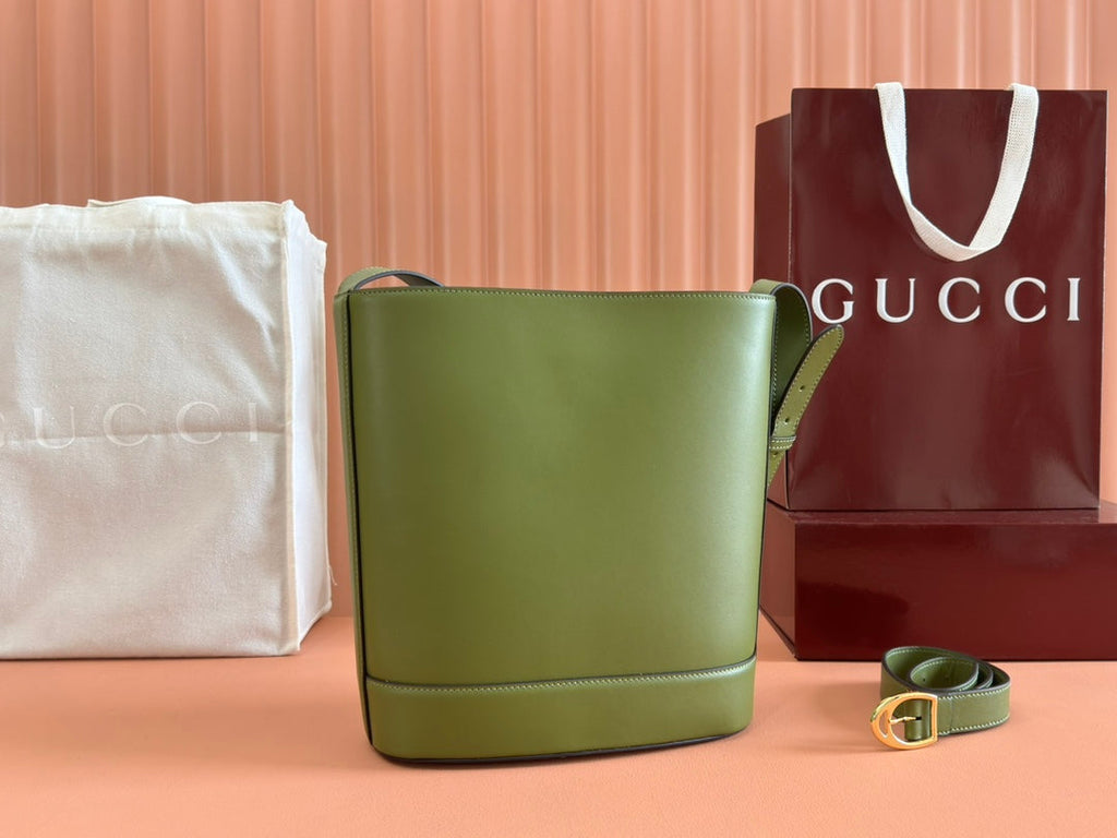 GUCCI 73 MEDIUM BUCKET BAG 27.5 IN GREEN SMOOTH CALFSKIN