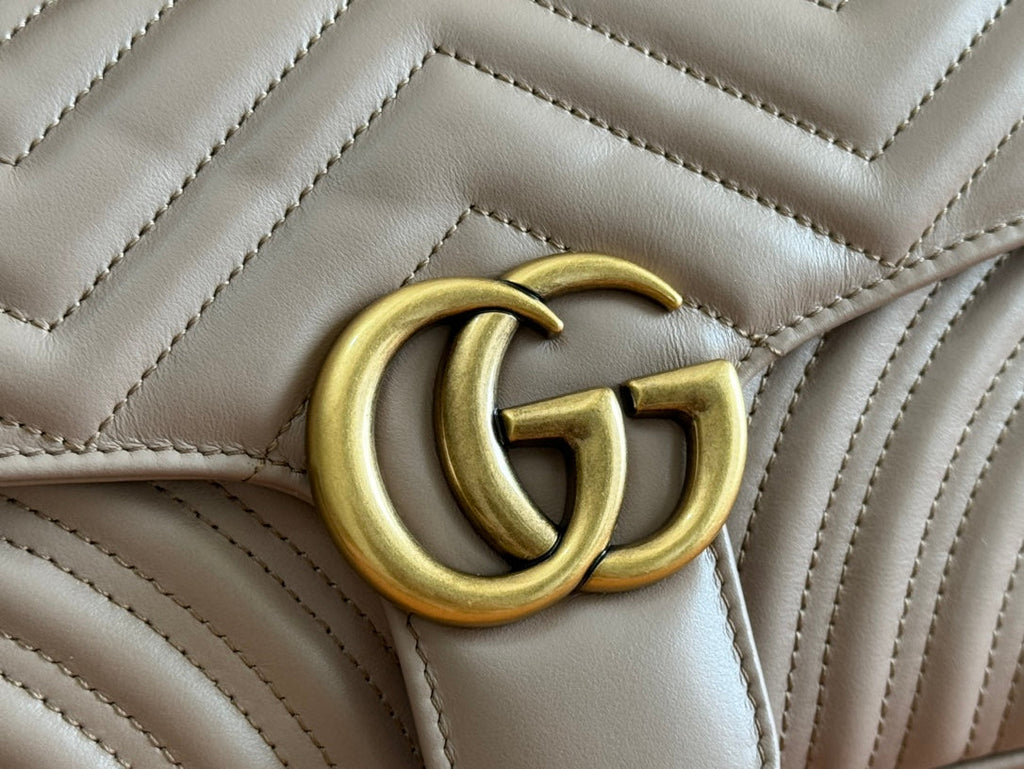 GUCCI MARMONT MATELASSÉ LARGE 26 BAG BEIGE CALFSKIN