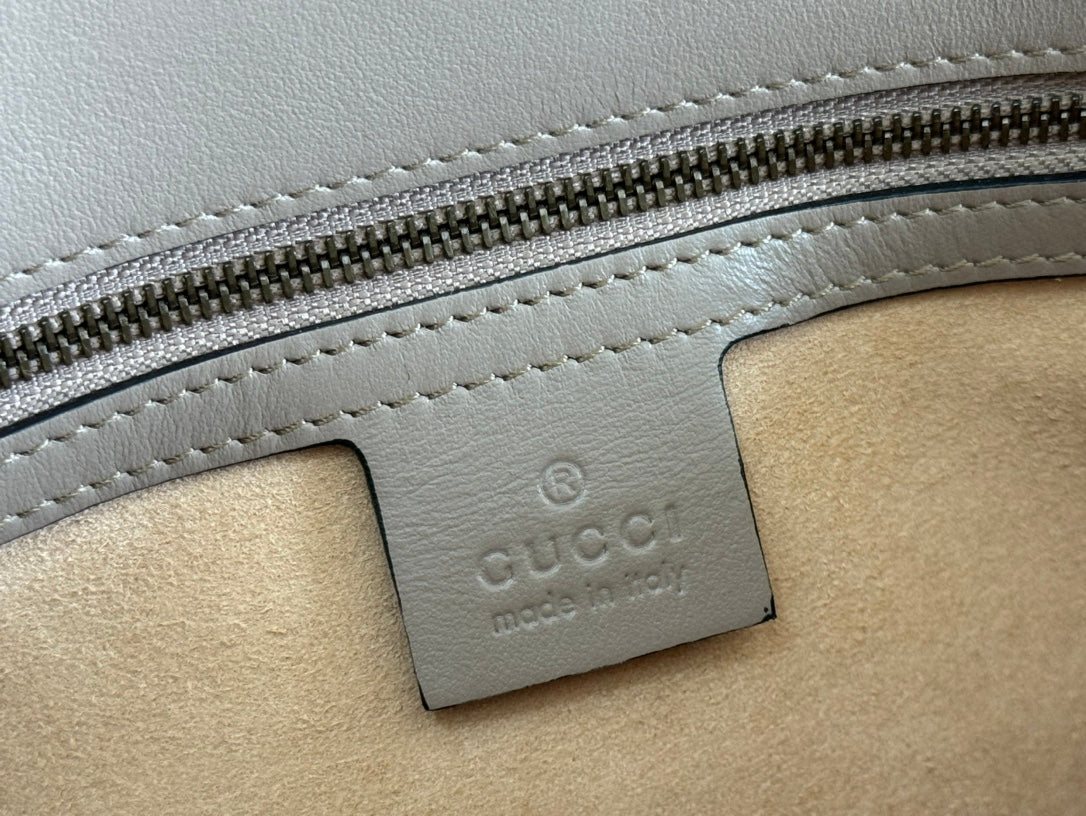 GUCCI MARMONT MATELASSÉ LARGE 26 BAG BEIGE CALFSKIN
