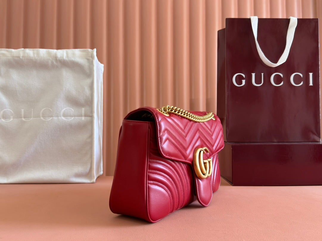 GUCCI MARMONT SHOULDER BAG 31 IN RED CALFSKIN GOLD CHAIN