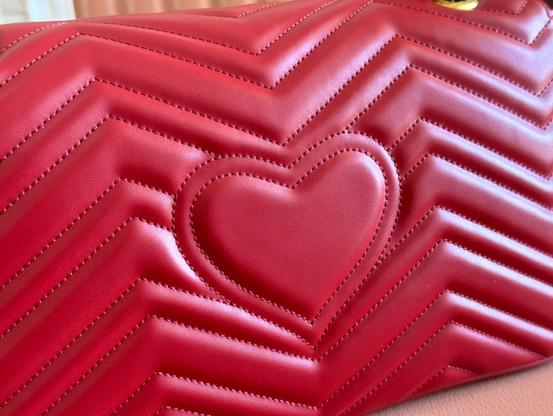 GUCCI MARMONT SHOULDER BAG 31 IN RED CALFSKIN GOLD CHAIN