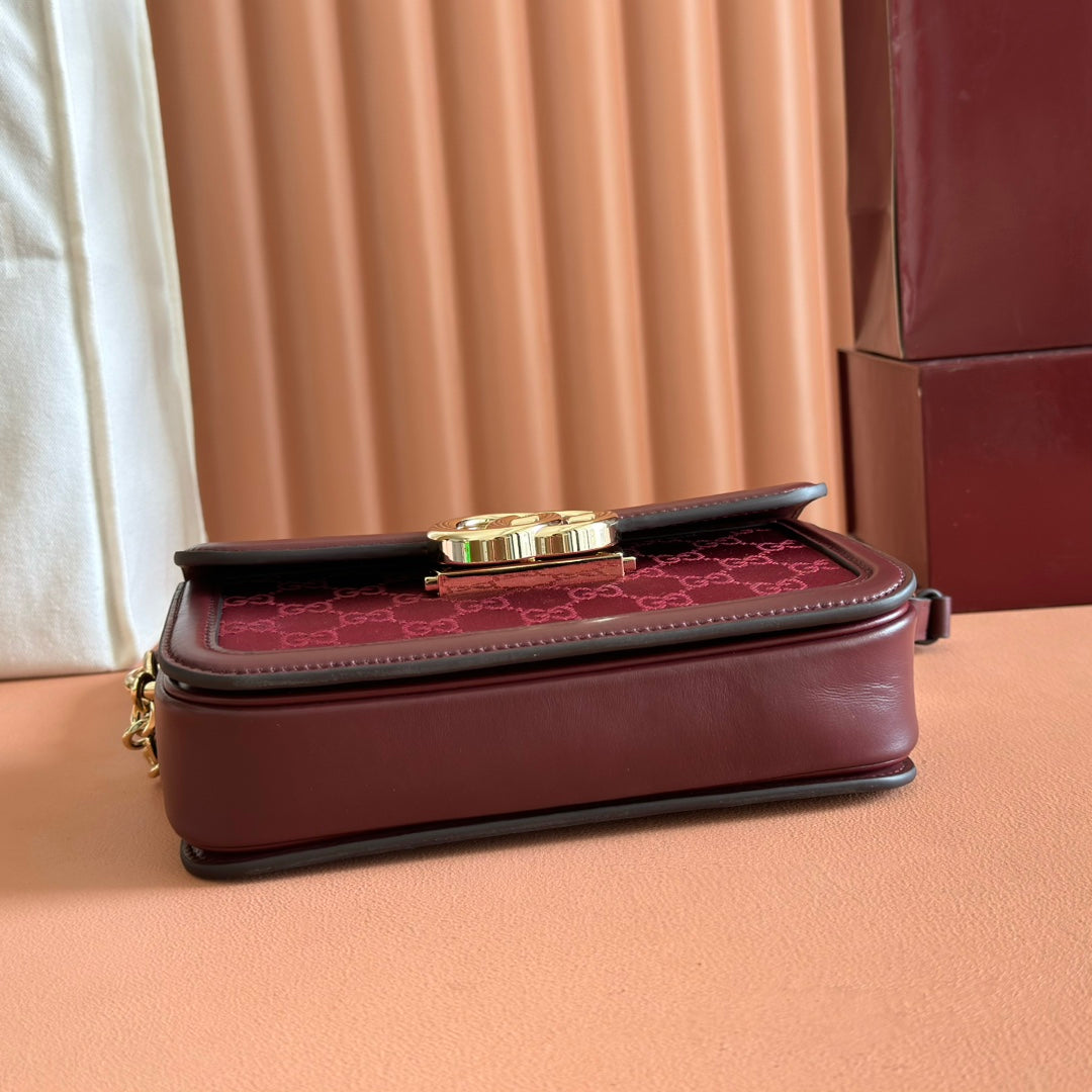GUCCI GO SMALL SHOULDER BAG 21.5 IN ROSSO ANCORA RED  CANVAS