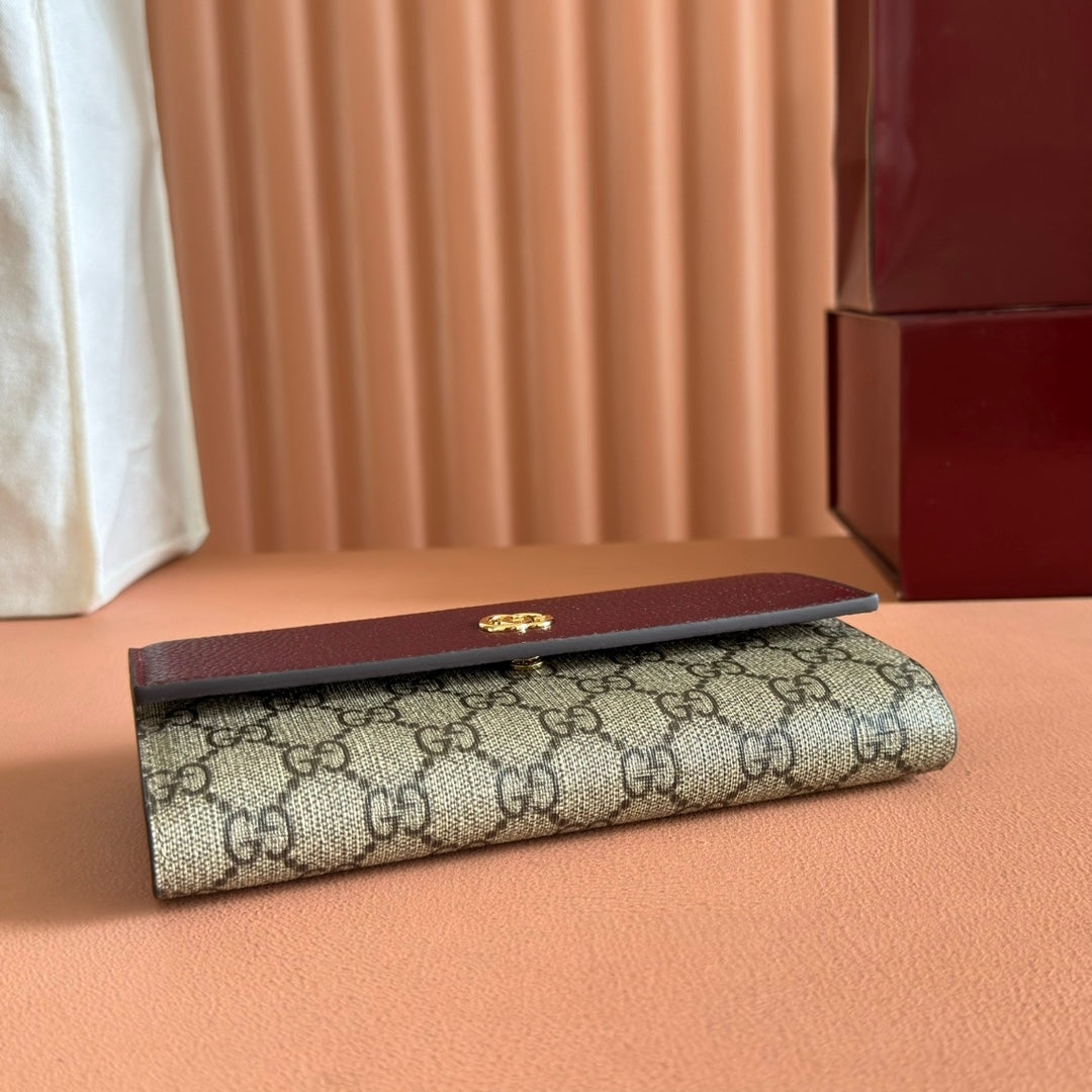 GUCCI MARMONT BAG 19 EBONY AND DARK RED CALFSKIN ON CHAIN