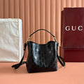 GUCCI 26S HAND BAG 19 IN BLACK CALFSKIN WITH MONOGRAM PATTERN