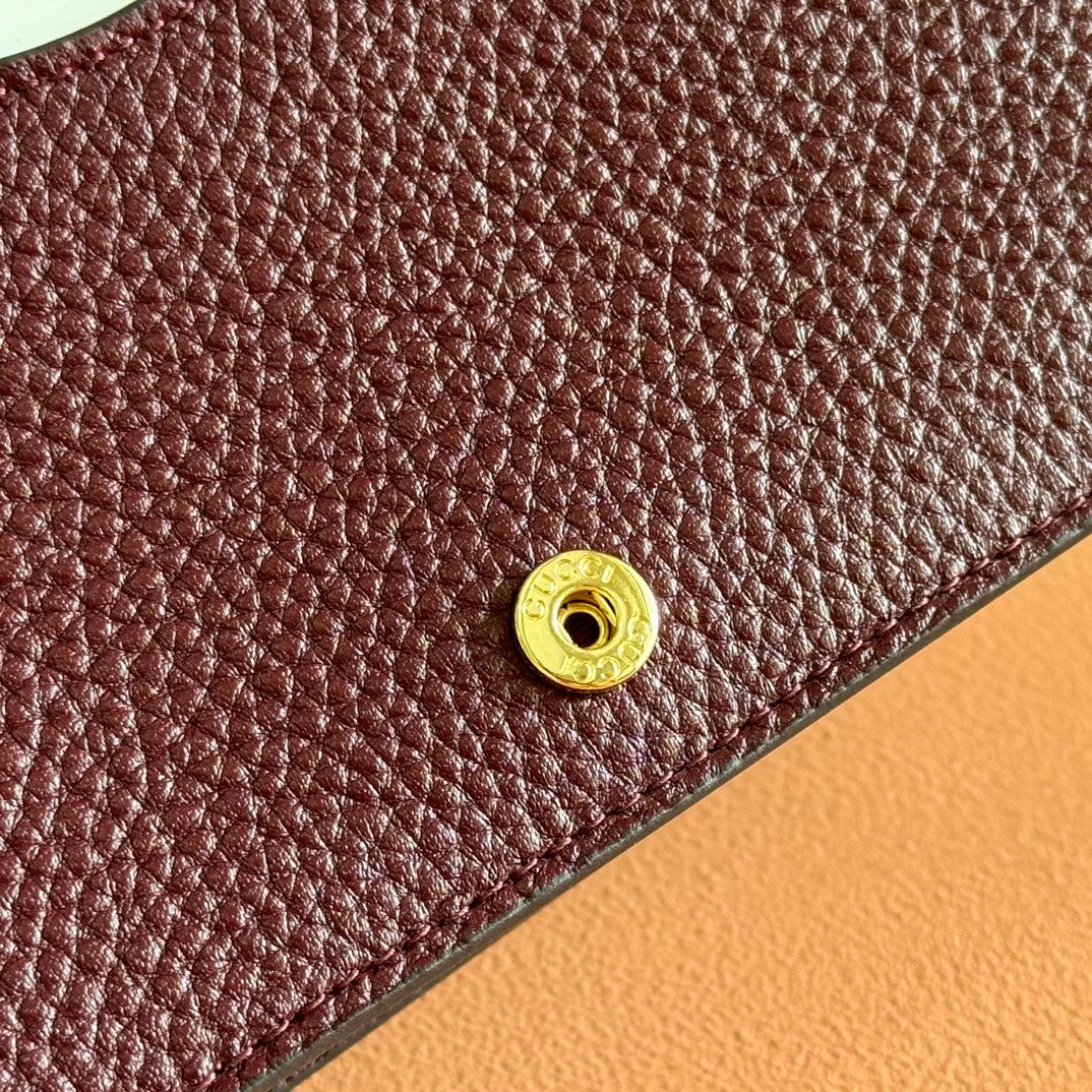 GUCCI MARMONT WALLET ON CHAIN 20 DARK RED AND BEIGE IN CALFSKIN
