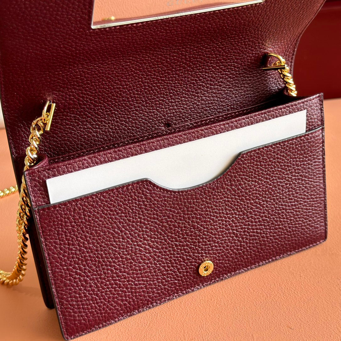 GUCCI MARMONT WALLET ON CHAIN 20 DARK RED AND BEIGE IN CALFSKIN
