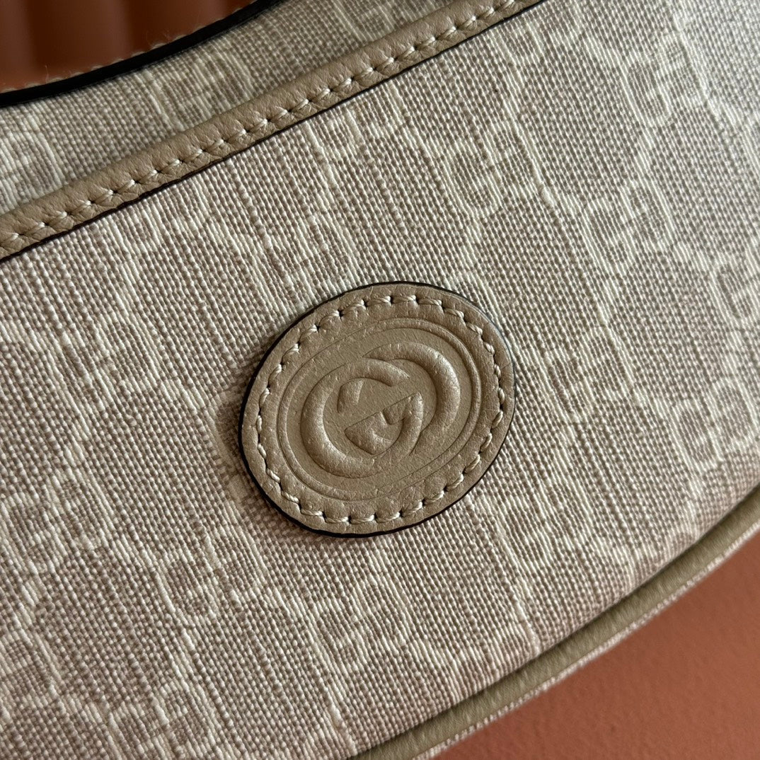 GUCCI SUPREME SHOULDER BAG 22 CREAM IN CANVAS GOLD HARDWARE