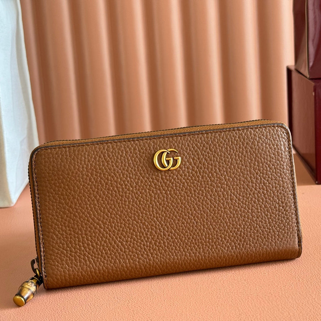 GUCCI 25S MARMONT WALLET 19 IN BROWN CALFSKIN GOLD HARDWARE
