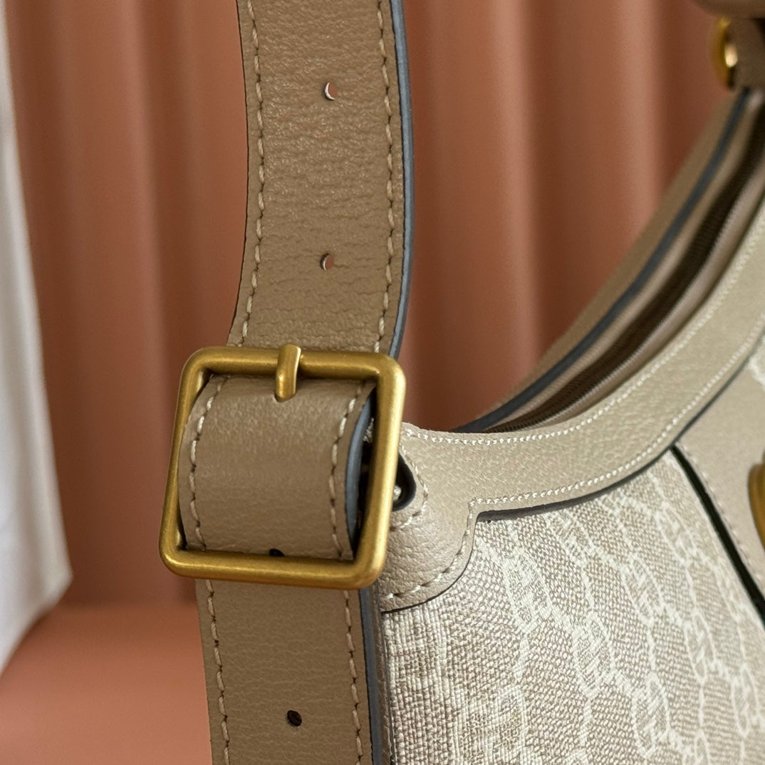 GUCCI 25S EPILOGUE BAG 30 IN BEIGE AND WHITE CALFSKIN