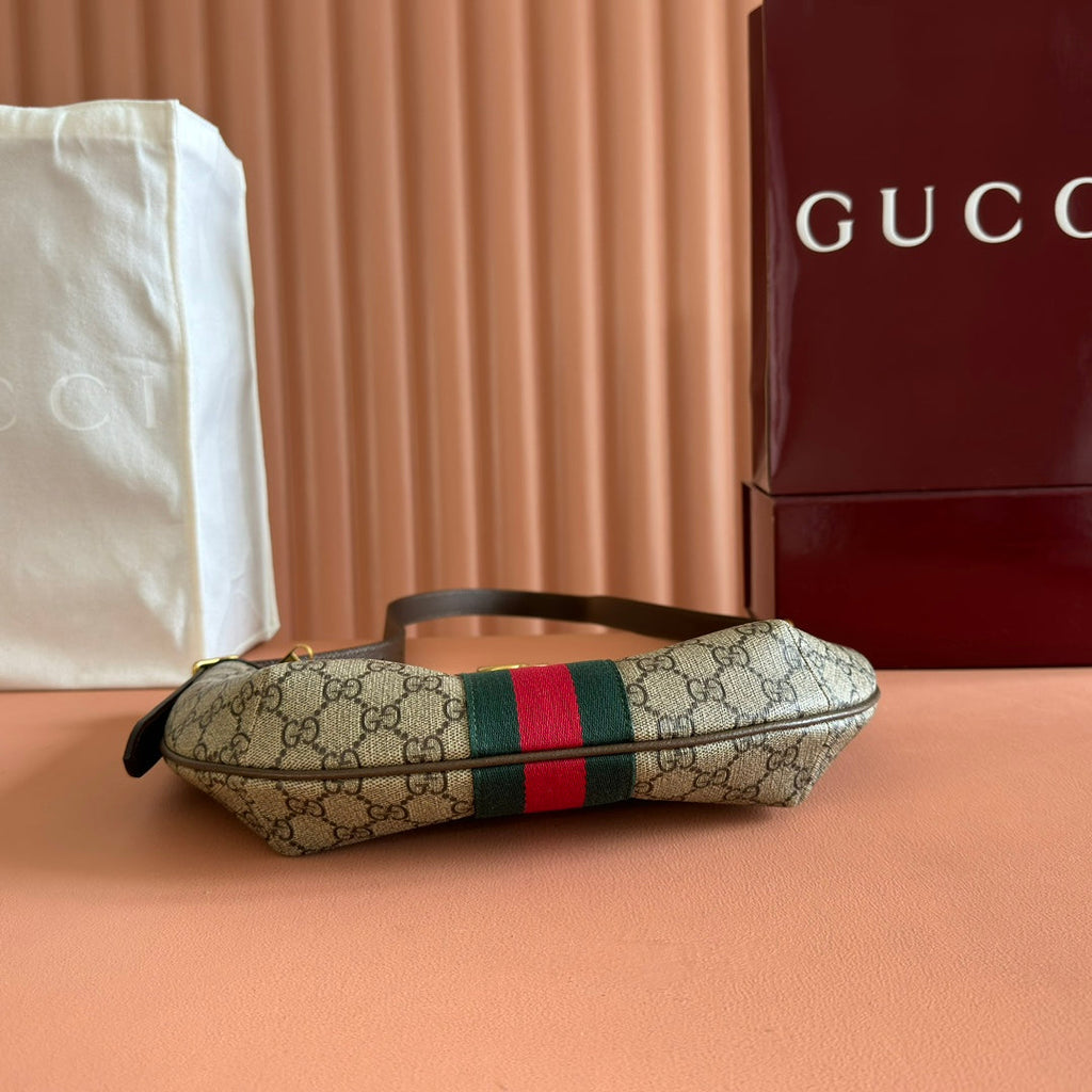 GUCCI 25S EPILOGUE BAG 30 IN BEIGE AND EBONY CALFSKIN