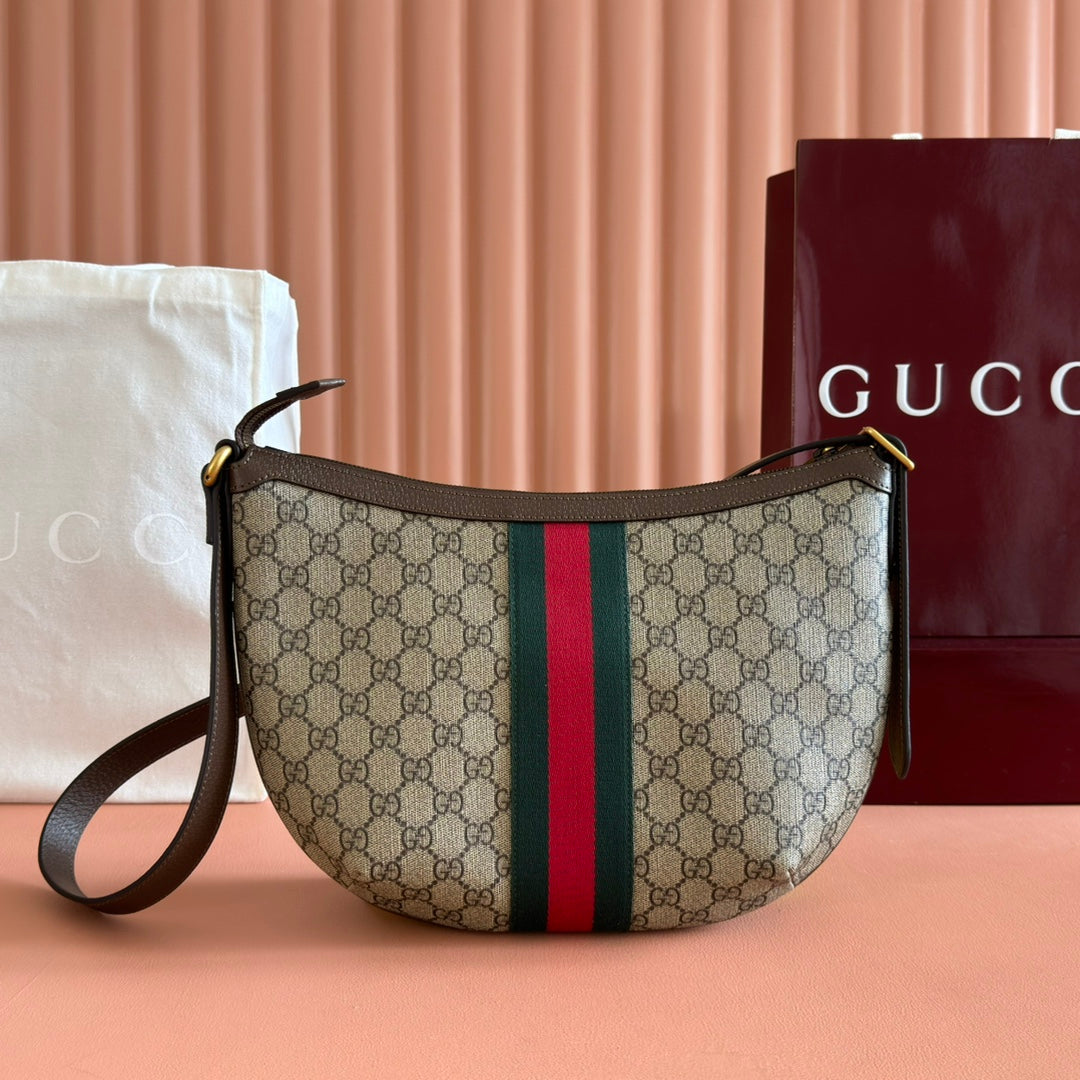 GUCCI 25S EPILOGUE BAG 30 IN BEIGE AND EBONY CALFSKIN