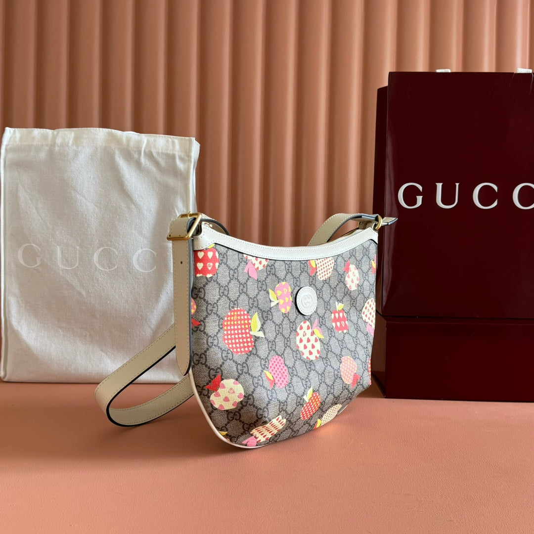 GUCCI 25S EPILOGUE BAG 30 IN COLORFUL CALFSKIN