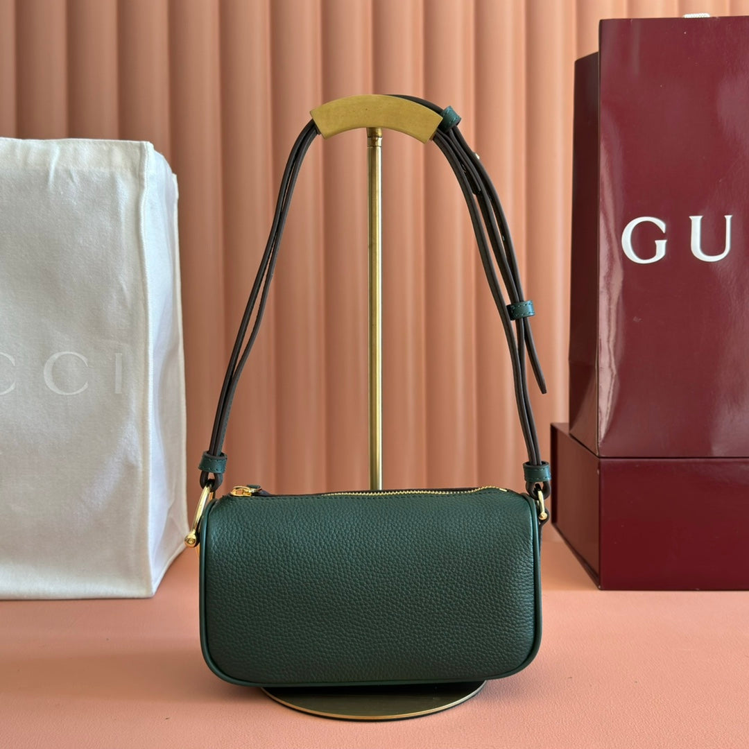 GUCCI 26S SHOULDER BAG 19 IN DARK GREEN CALFSKIN