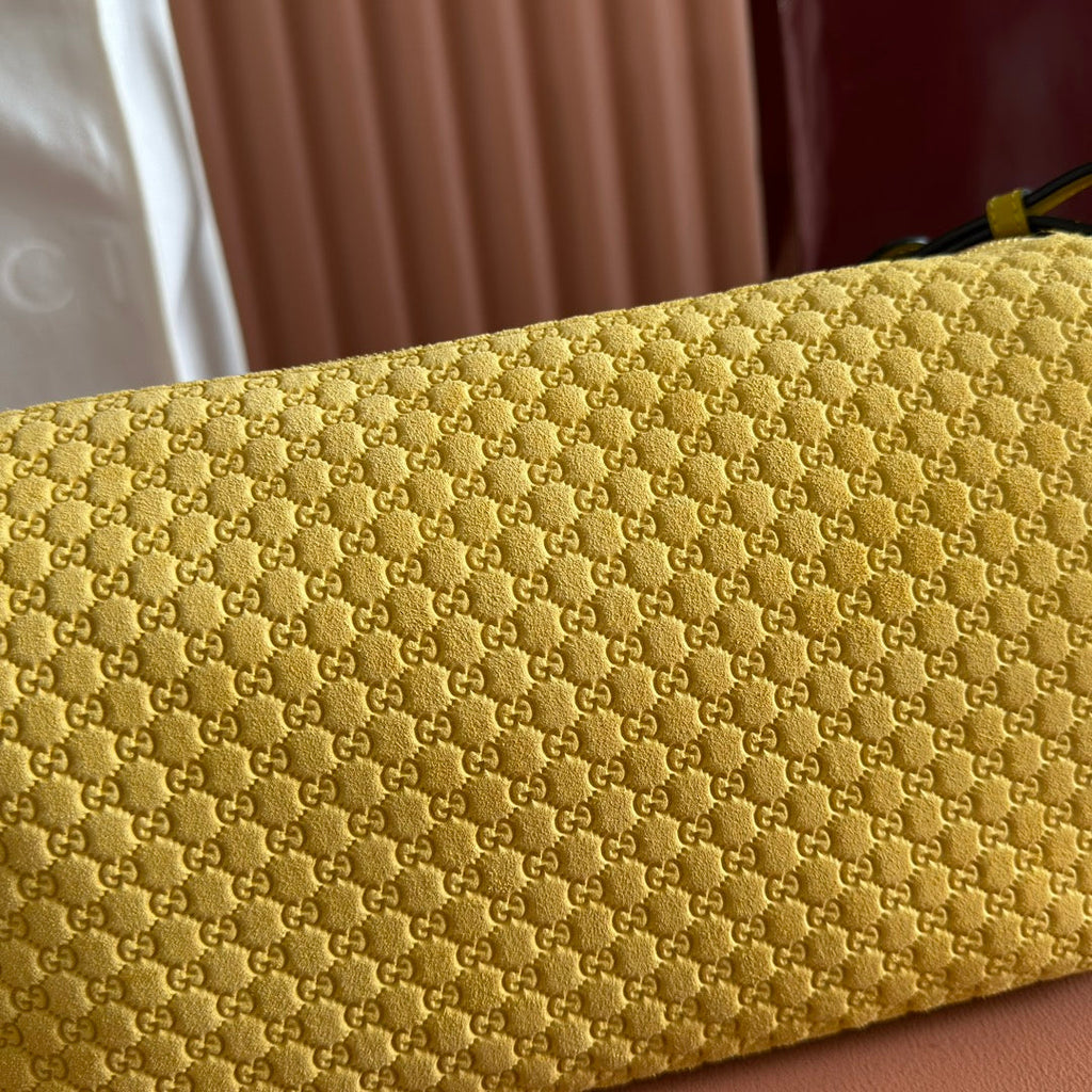 GUCCI 26S SHOULDER BAG 31 IN YELLOW EMBOSSED SUEDE
