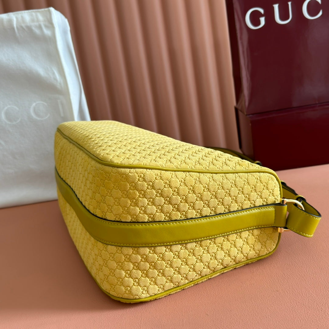 GUCCI 26S SHOULDER BAG 38 IN YELLOW EMBOSSED SUEDE