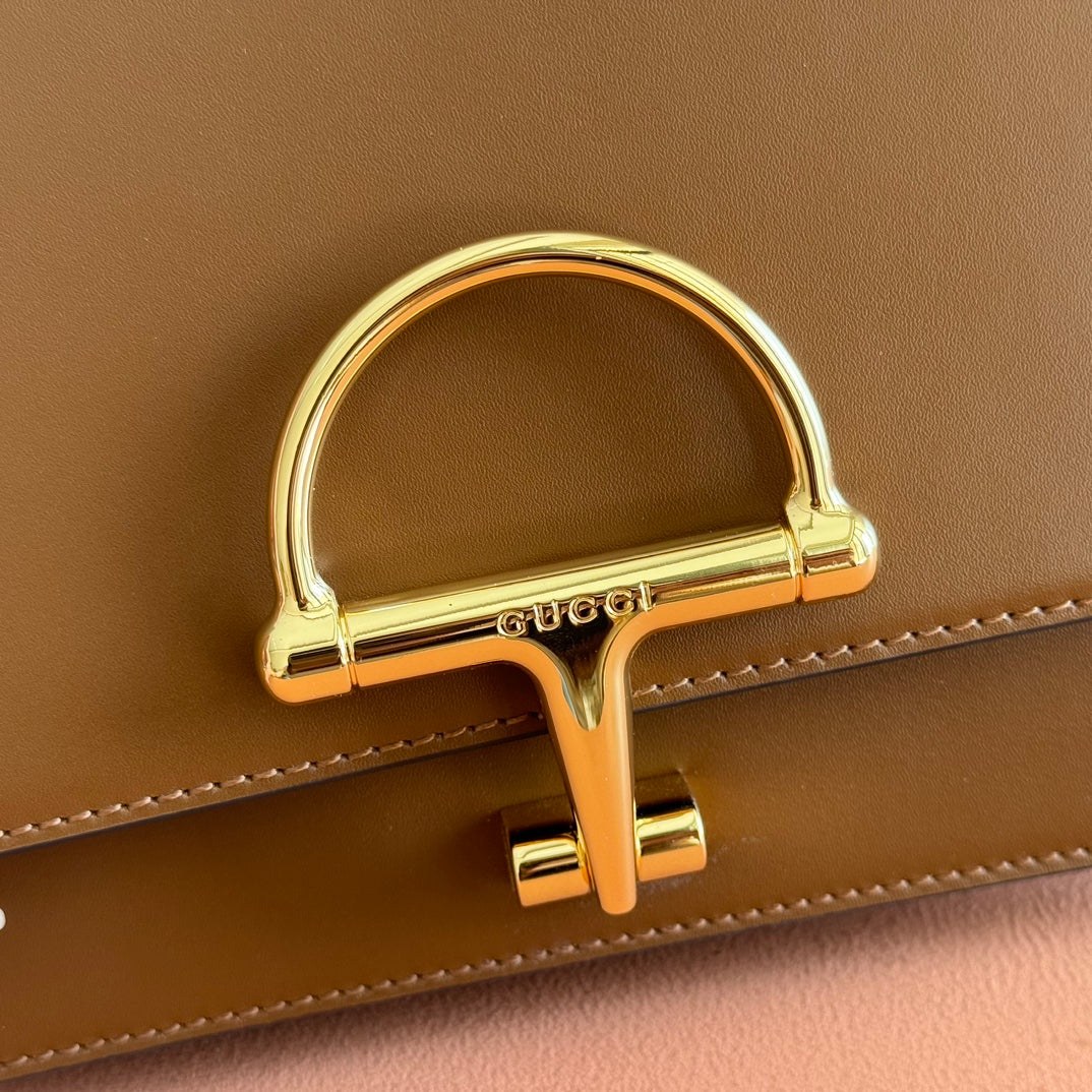 GUCCI 26S SIENA SHOULDER BAG 22 IN BROWN CALFSKIN