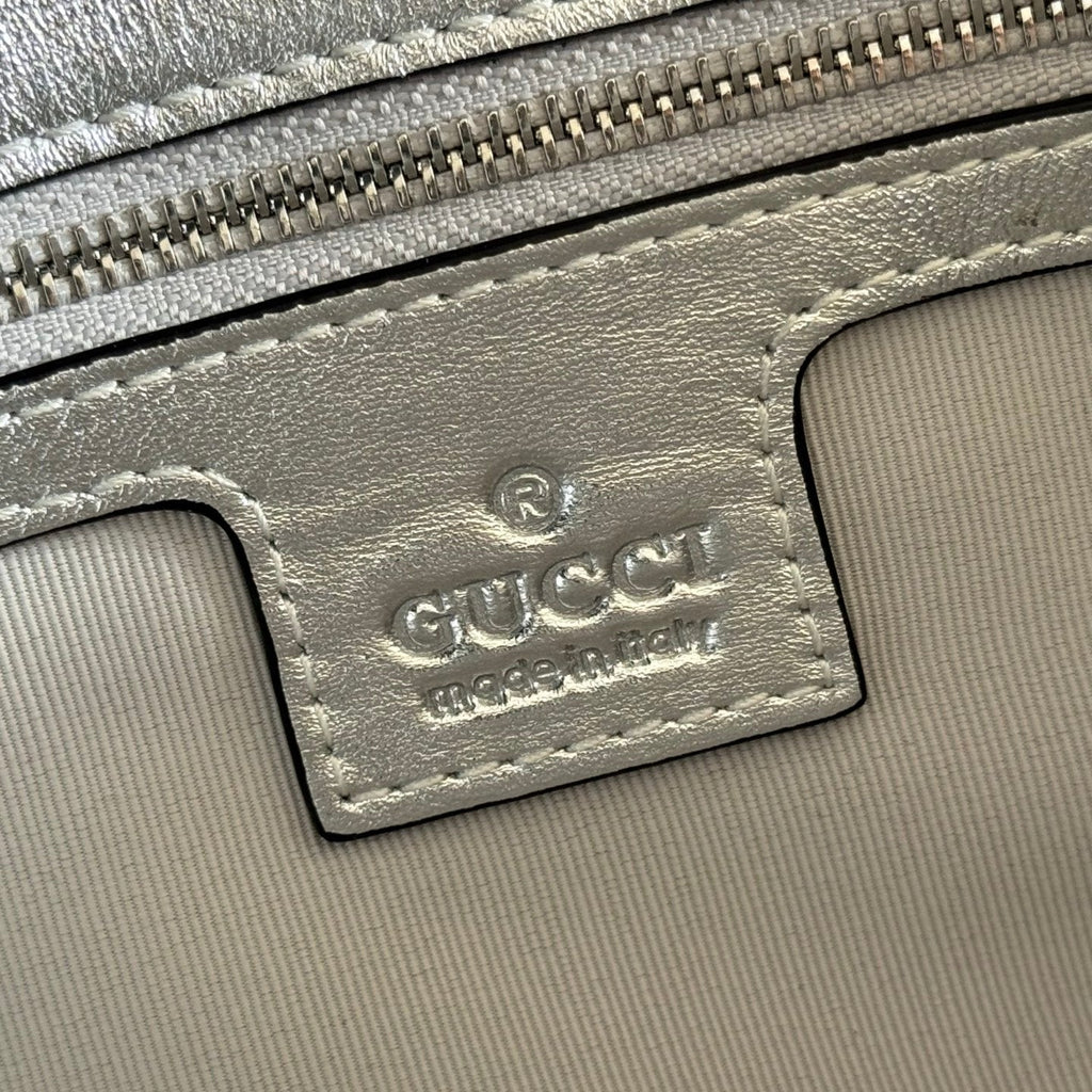 GUCCI 26S  MARMONT BAG 26 IN SILVER LAMBSKIN