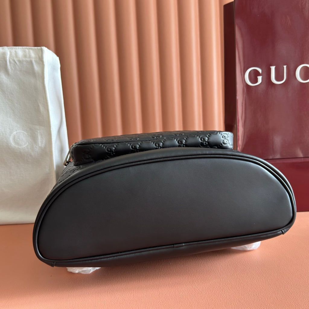 GUCCI 26S  EMBLEM BACKPACK 44 IN BLACK EMBOSSED CALFSKIN